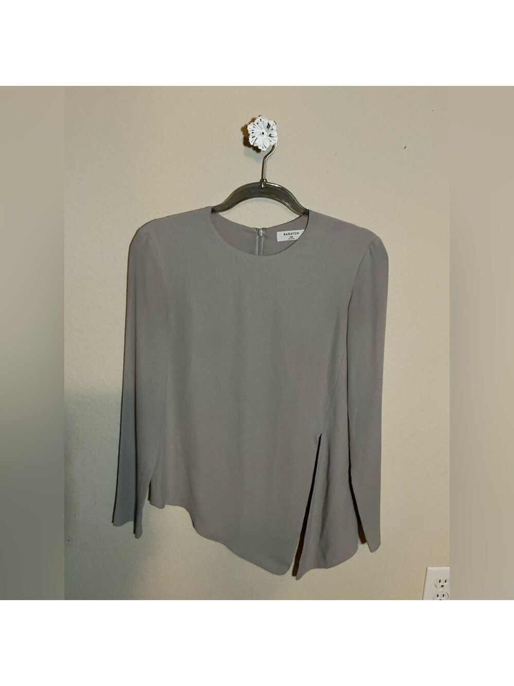 ARITZIA Babaton Blouse Tie Front XXS